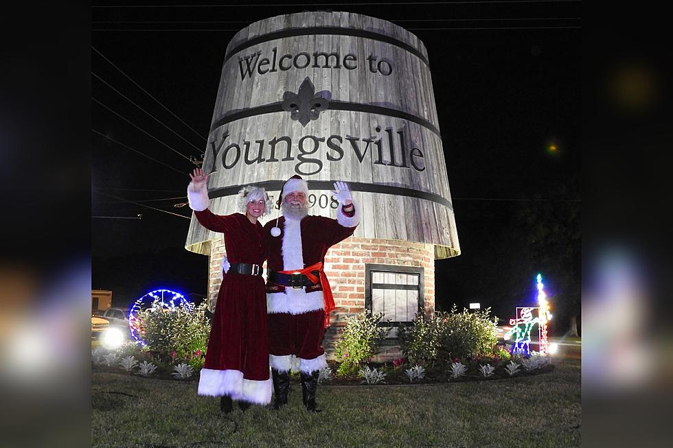 Youngsville Kicks Off Holidays with Festive Roundabout Tour