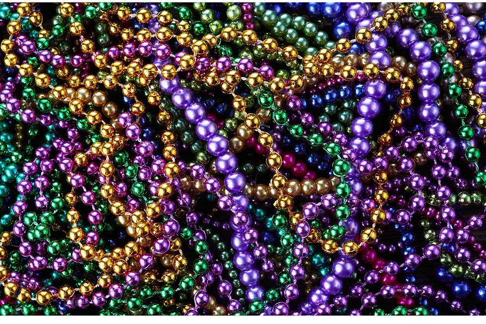 Louisiana Woman’s ‘Mic Drop’ Post Boldly Addresses Carencro Mardi Gras Parade Concerns