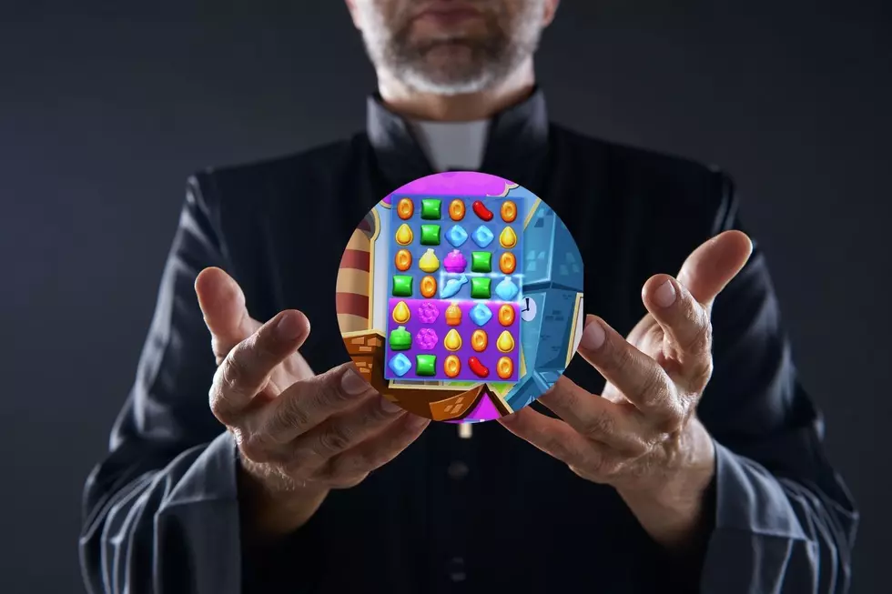 Catholic Priest Stole $40K from the Church to Play Candy Crush