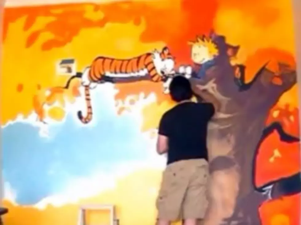 Best Dad Ever Paints &#8216;Calvin &amp; Hobbes&#8217; Mural On His Son&#8217;s Wall – Watch a Time-Lapse Video of His Process