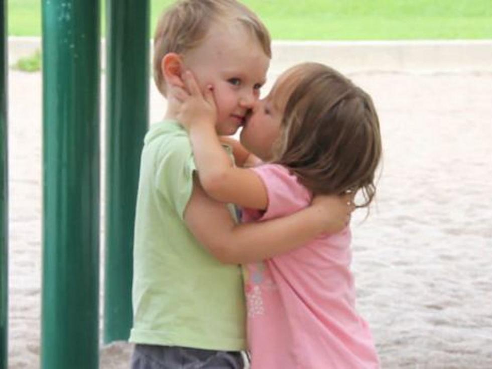 Toddlers Exchange First Kiss [VIDEO]