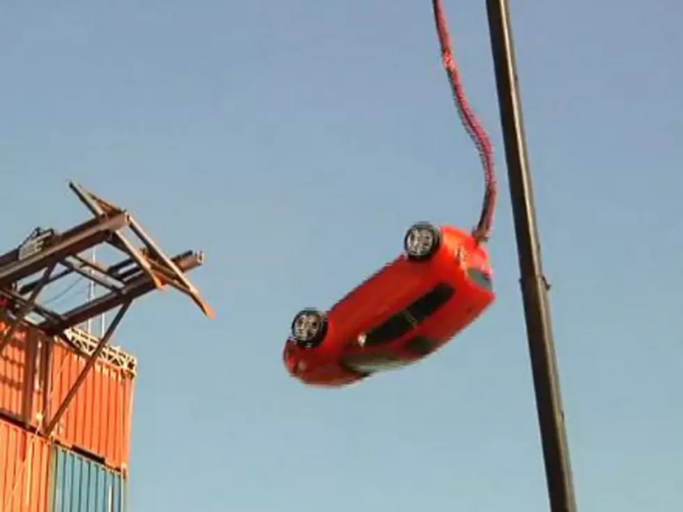 Car Bungee Jumps from 10 Stories [VIDEO]