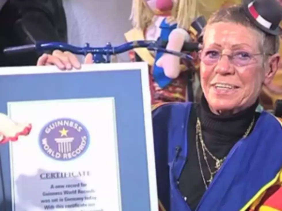 Woman Sets Guinness World Record for Creepiest Clown Collection Ever [VIDEO]