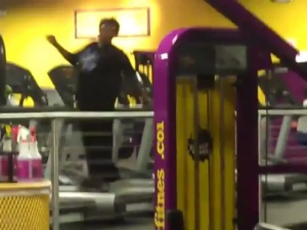 Dancing Woman on Treadmill &#8212; The New Beyonce? [VIDEO]
