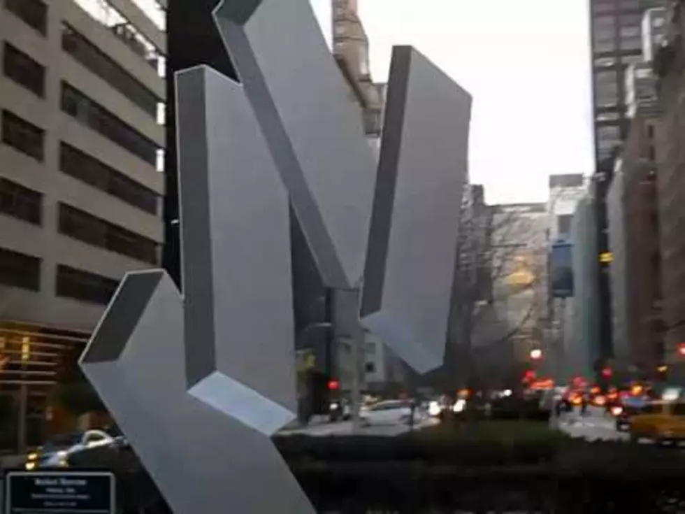 Amazing Optical Illusion Sculpture Will Blow Your Mind