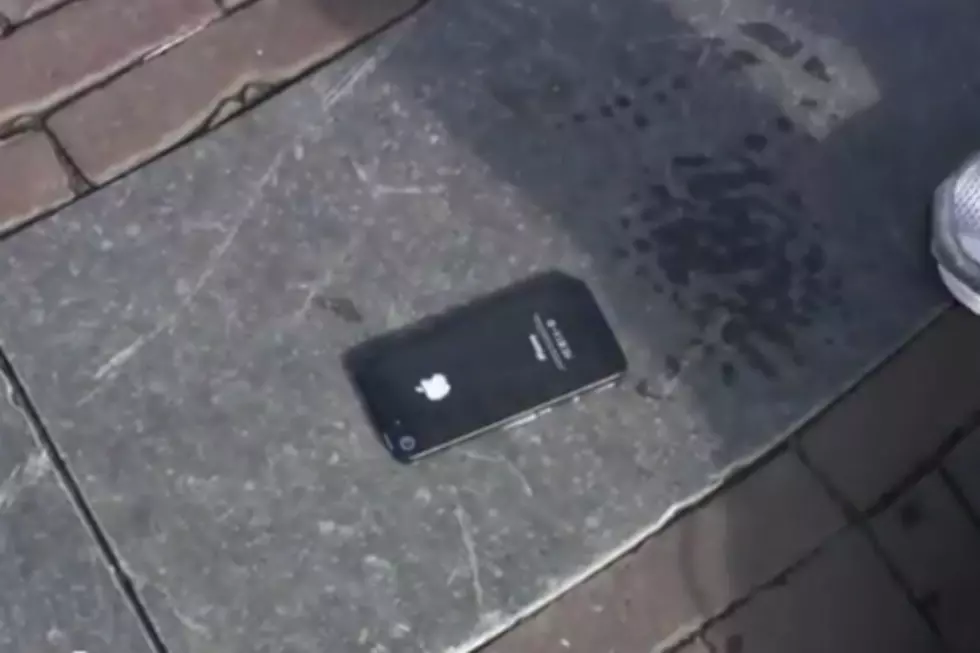 Pranksters Glue iPhone 5 to the Ground in Amsterdam [VIDEO]