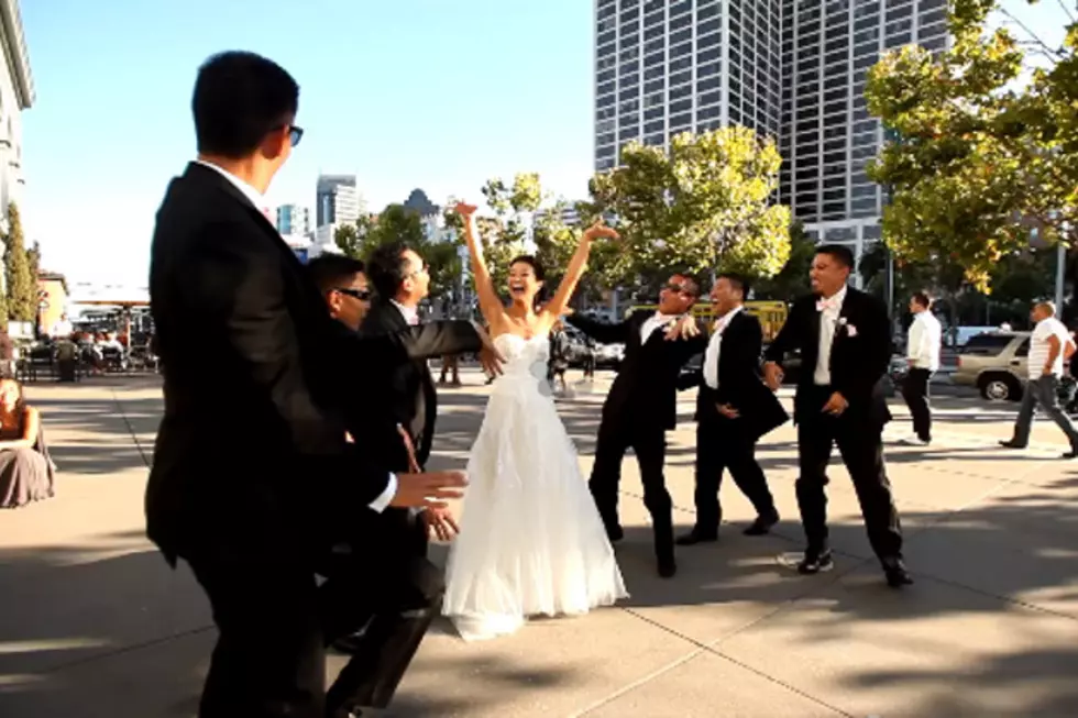 Couple Makes Adorable &#8216;Gangnam Style&#8217; Wedding Video