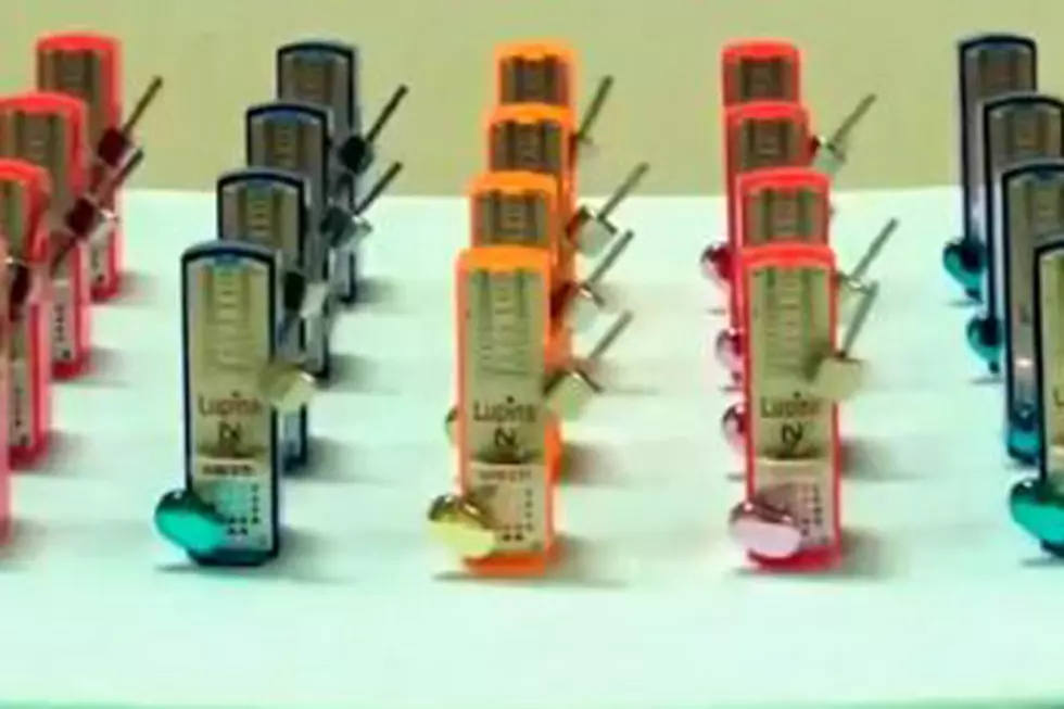 Watch 32 Metronomes Sync Up (It’s Science!)