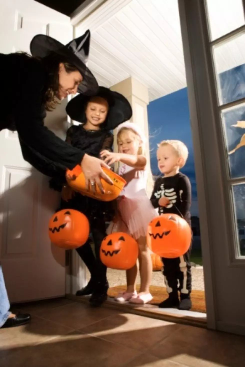 How to Keep Kids Safe During Halloween
