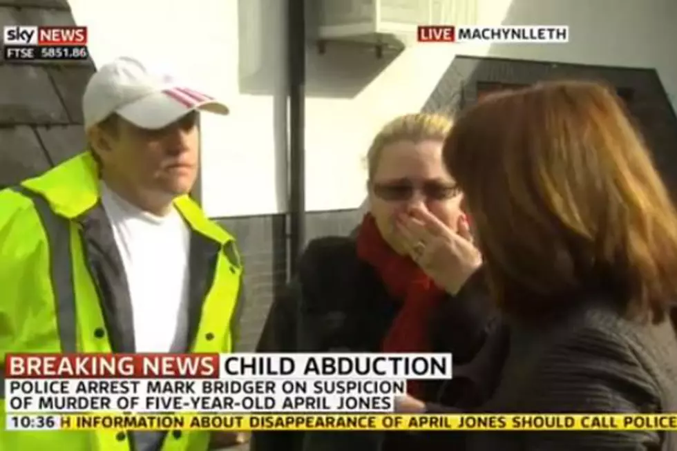 Terrible Reporter Breaks Volunteers’ Hearts Live On Air [VIDEO]