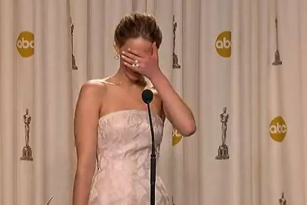 See Jennifer Lawrence Being Adorable Backstage After Her Oscar Win