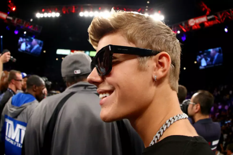 Justin Bieber Was Carried Up the Great Wall of China Like a Spoiled Prince