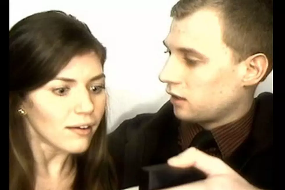 Brilliant Photo Booth Proposal Is Romance Done Right [VIDEO]