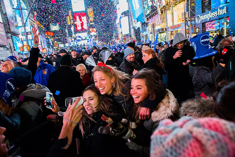 Staggering New Year's Eve Facts to Usher in 2015 With a Bang