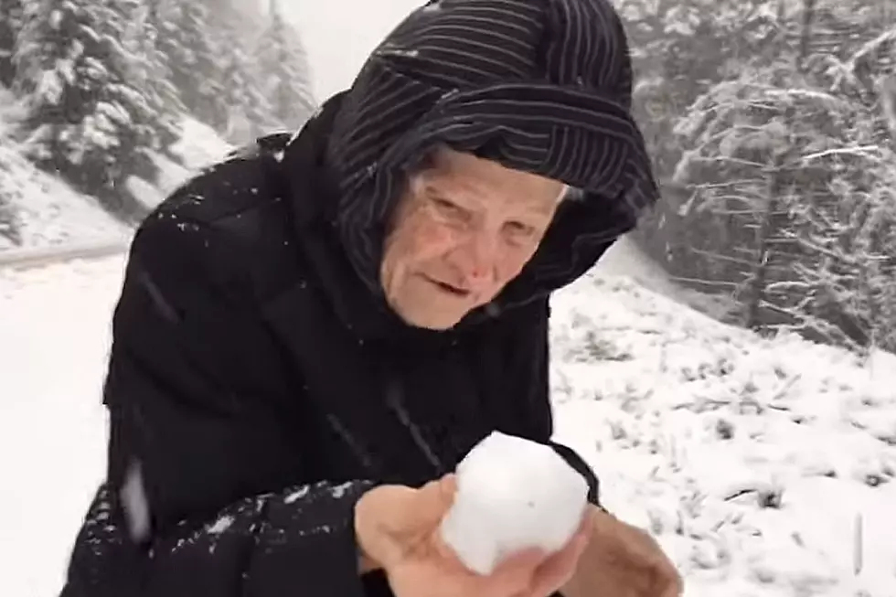 101-Year-Old Woman Has a Blast Making a Snowball