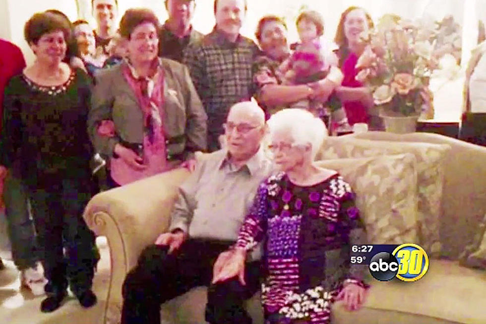 Age-Defying Couple Married 82 Years Has Love on Lock