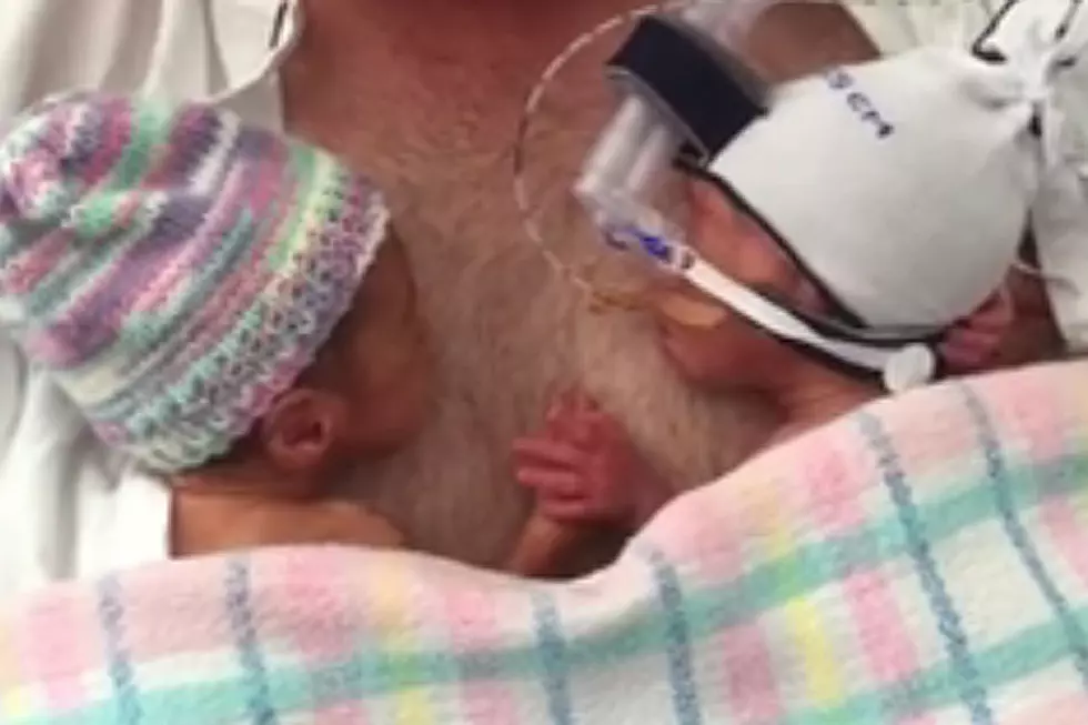 Premature Twins Holding Hands Is Twice the Sweetness