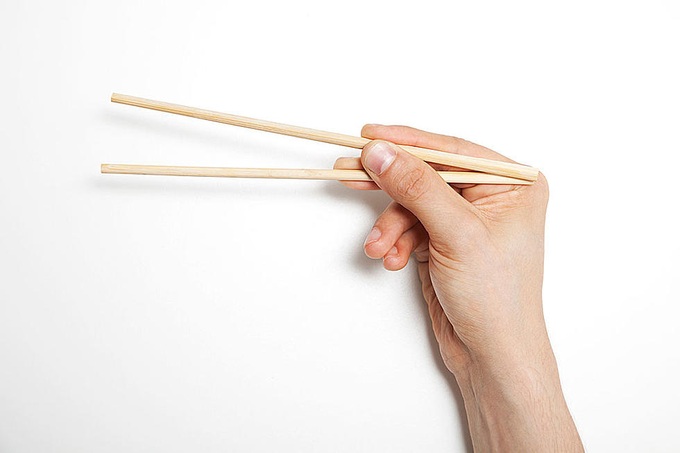 Woman Blown Away By Life-Changing, Easy-to-Miss Chopstick Hack