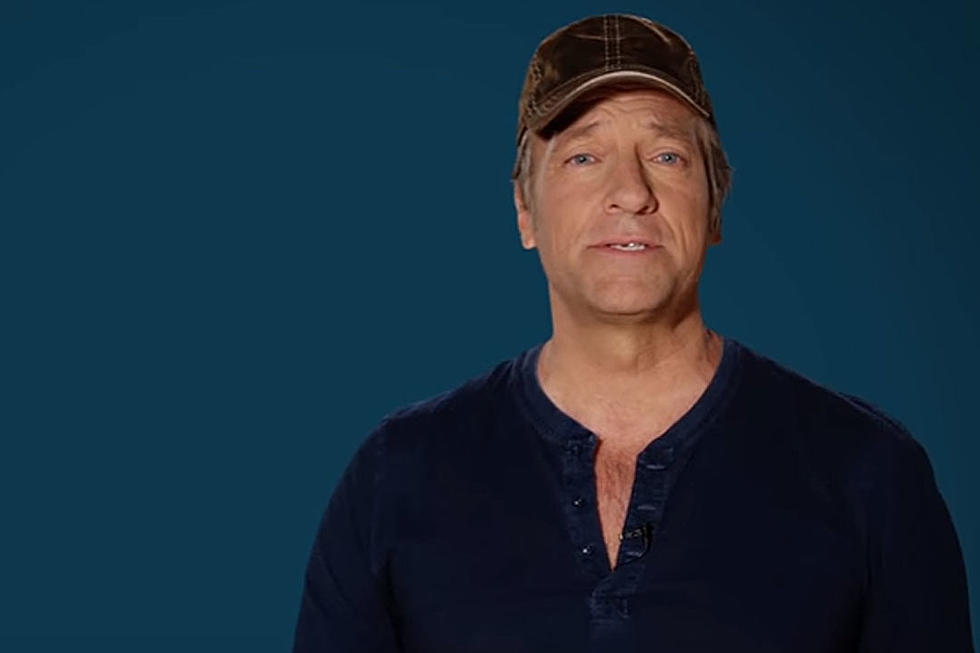 Mike Rowe Says Only Numskulls Follow Their Passion in Depressing Graduation Speech