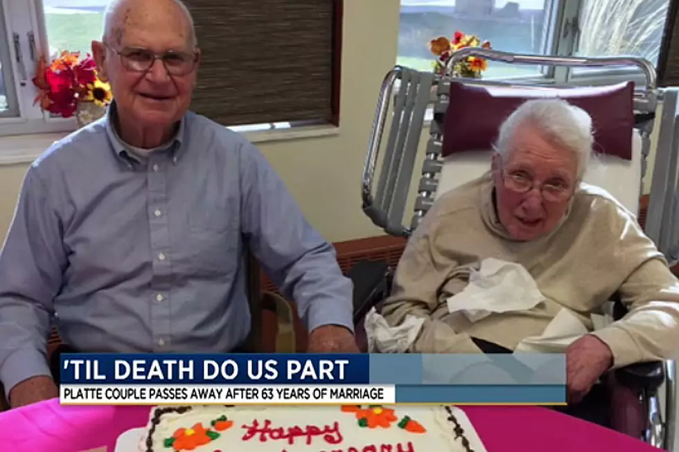 Couple Married 63 Years Die 20 Minutes Apart