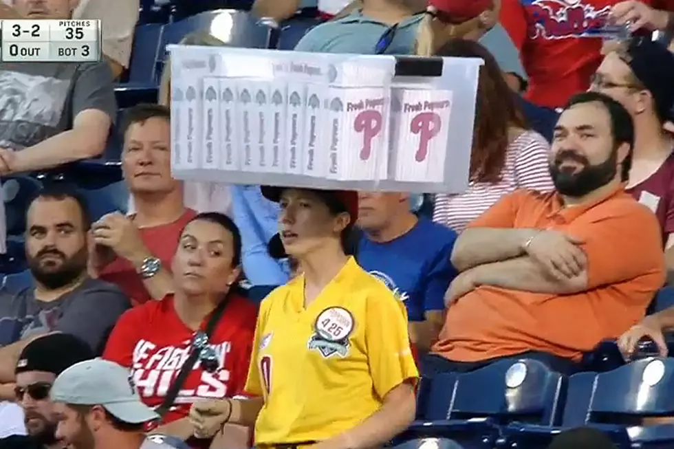 Gifted Popcorn Vendor Excellently Balances Giant Box on Head