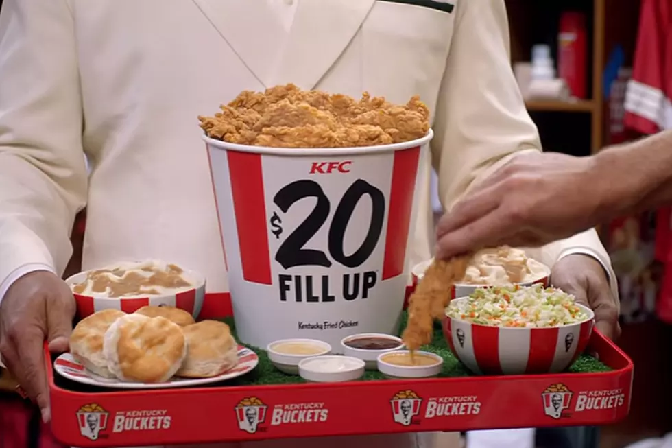Woman Suing KFC Because She Doesn’t Think Her Bucket Had Enough Chicken In It