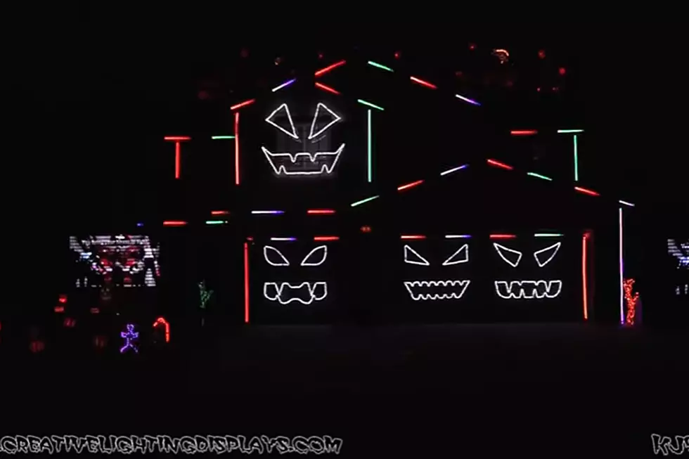 Insane ‘Time Warp’ Halloween House Display Is Probably a Fire Hazard