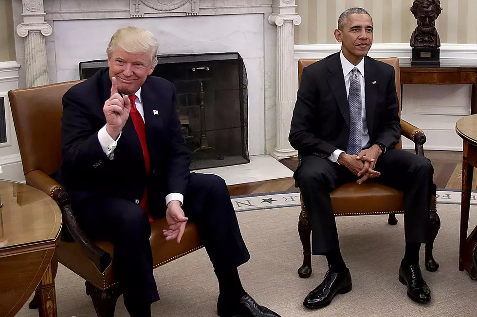 14 Perfect Captions for This Awkward Donald Trump-Barack Obama Picture
