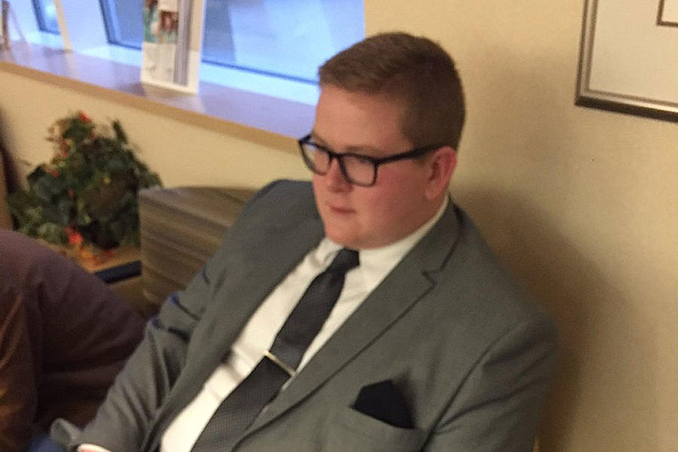 Dapper Teen Dresses in Suit to Meet New Niece Because &#8216;First Impressions Matter&#8217;