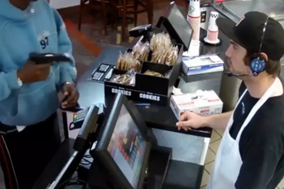 Fast-Food Worker Is the Most Relaxed Robbery Victim Ever