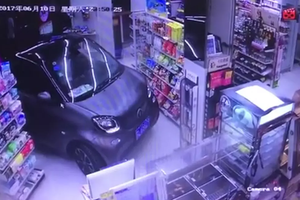 Watch a Smart Car Snugly Fit Inside a Convenience Store