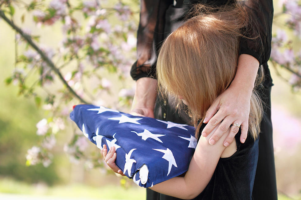 Why American Flags Are Folded Into Triangles at Veterans’ Funeral Services