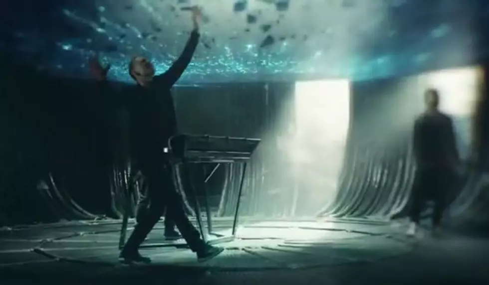 Official Music Video For Linkin Park&#8217;s &#8216;Burn It Down&#8217; [Video]