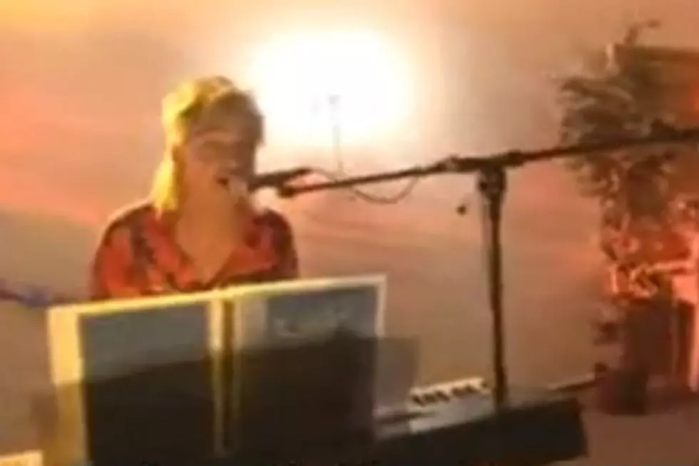 German Wedding Singer Chokes On Microphone – Real Or Fake? [Video]