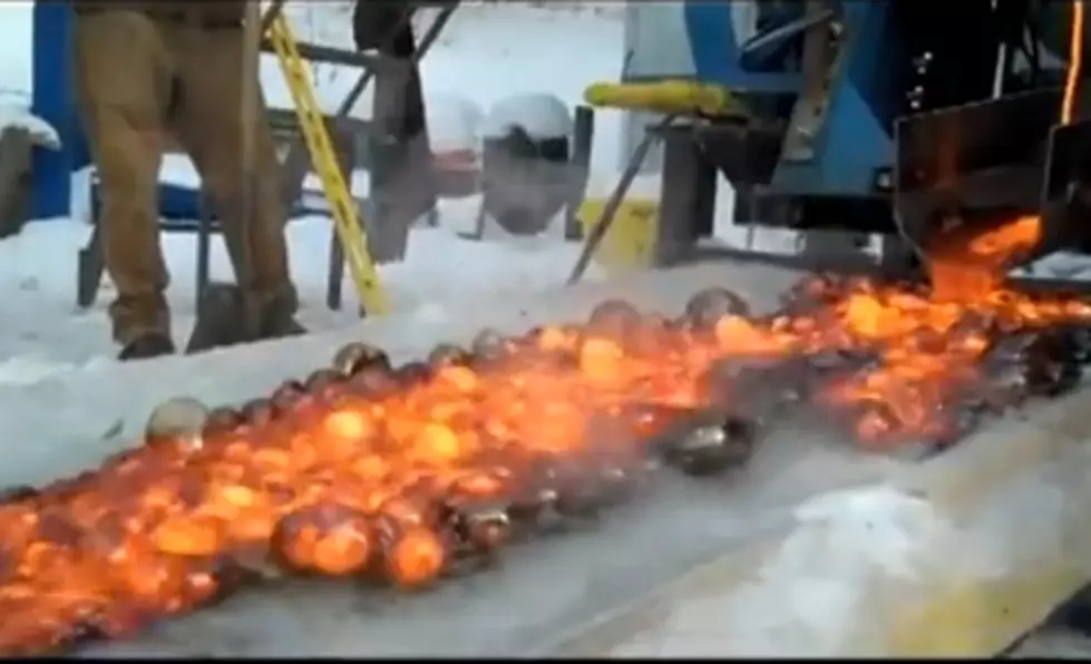 What Ice Looks Like When Hot Lava Is Poured On It [Video]