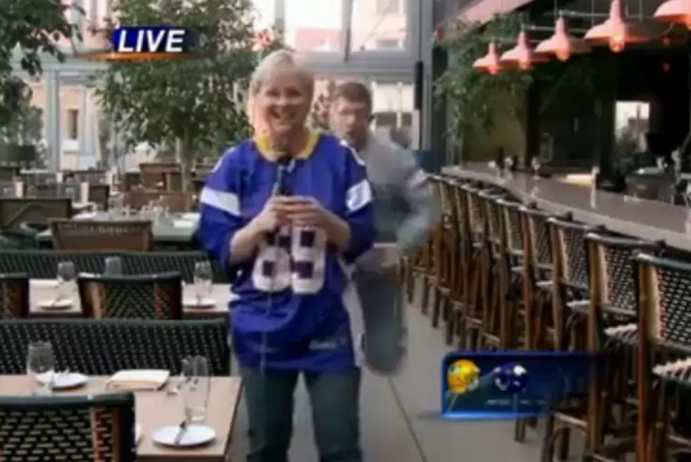 Minneapolis TV Reporter Gets Tackled On Live Television [Video]