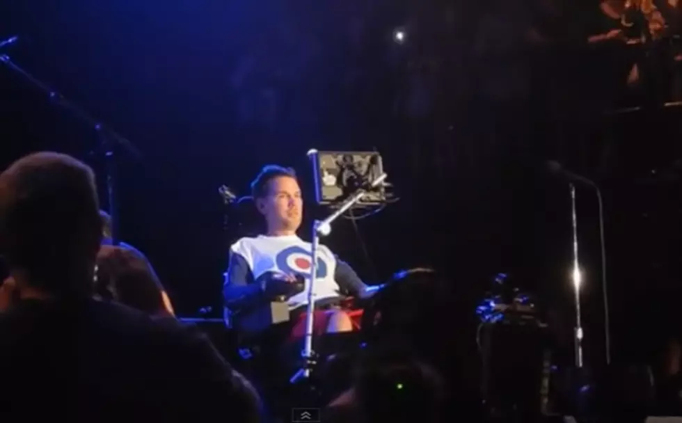 Steve Gleason Introduces Pearl Jam At The 2013 Voodoo Experience [Video]