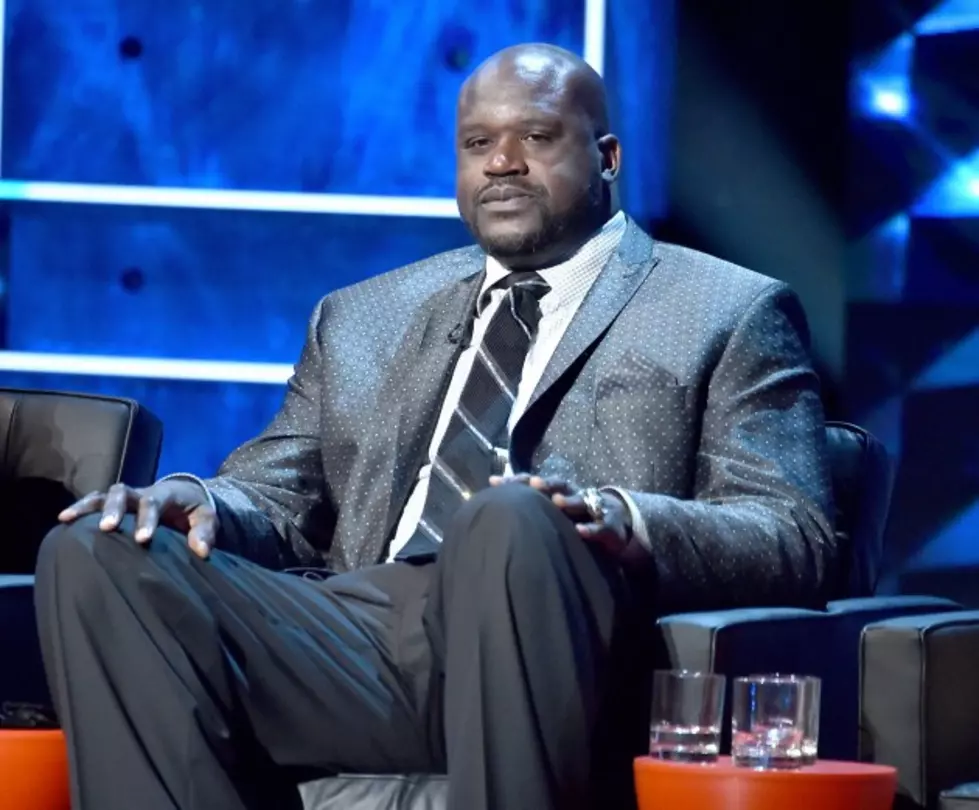 Shaquille O&#8217;Neal Takes A Spill During NBA On TNT [Video]