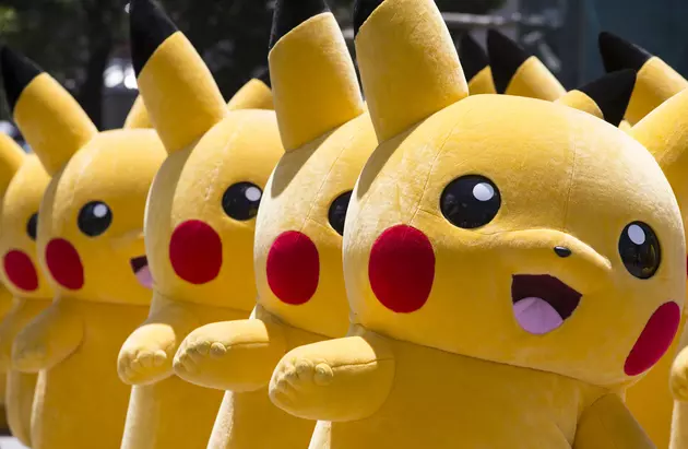 Woman With Baseball Bat Damages Pikachu Statue In New Orleans