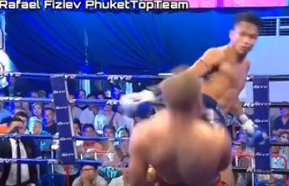 MMA Fighter Pulls Off A Matrix Move To Avoid Vicious Head Kick [Video]