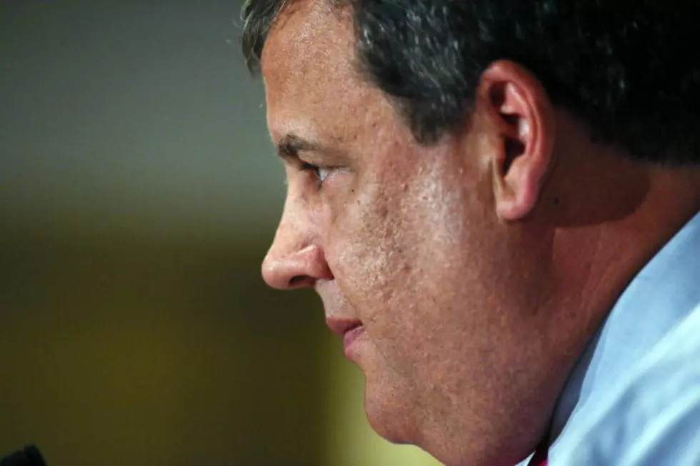 Christie Fires Aide, Apologizes For Traffic Jams