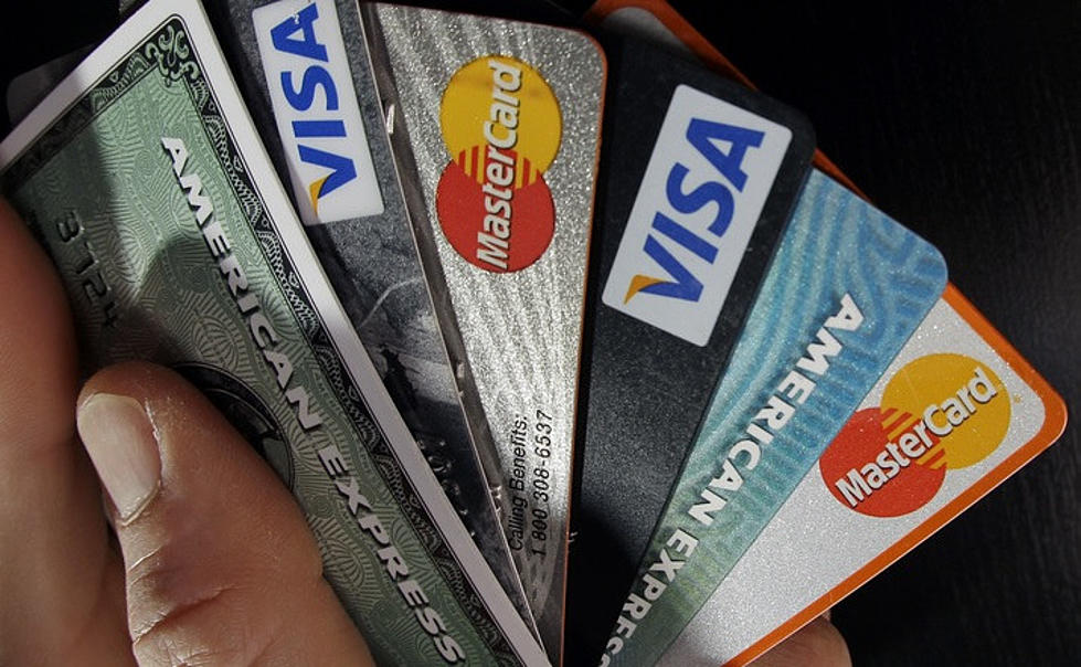 Crime Stoppers Seeks Credit Card Thieves In Acadia Parish