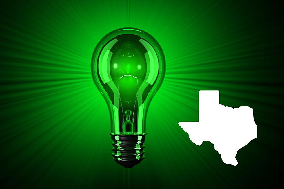 What Does It Mean When You See a Green Porch Light in Texas?