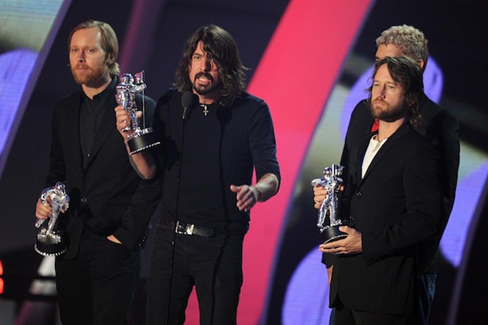 Foo Fighters &#8216;Walk&#8217; Home With Best Rock Video Honor at 2011 MTV Video Music Awards