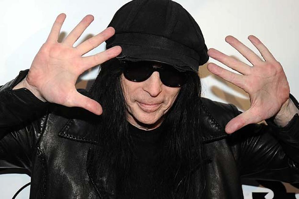 Mick Mars Says Illness Won&#8217;t Stop Him From Touring With Motley Crue