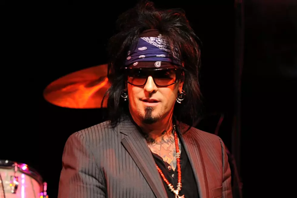 Nikki Sixx Mourns Death of His Mother
