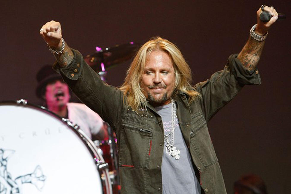 Motley Crue&#8217;s Vince Neil Lashes Out at Gun Defenders via Twitter