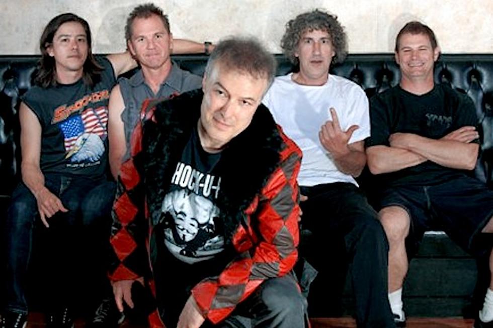 Former Dead Kennedys Vocalist Jello Biafra to Release ‘White People and the Damage Done’