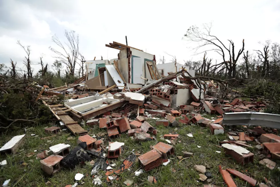 Oklahoma Tornado Tragedy &#8211; Rockers Offer Condolences via Twitter