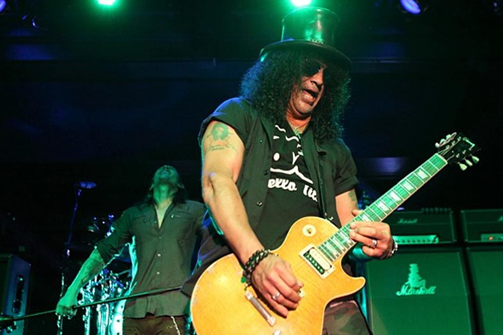 Slash Joins Brian May to Record Benefit Song ‘The Badger Swagger’